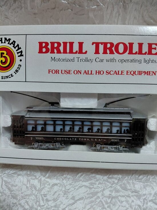 Bachmann Hershey Brill Trolley 7 HO Scale Motorized Car W/Operating Lights 61037 - Picture 2 of 7